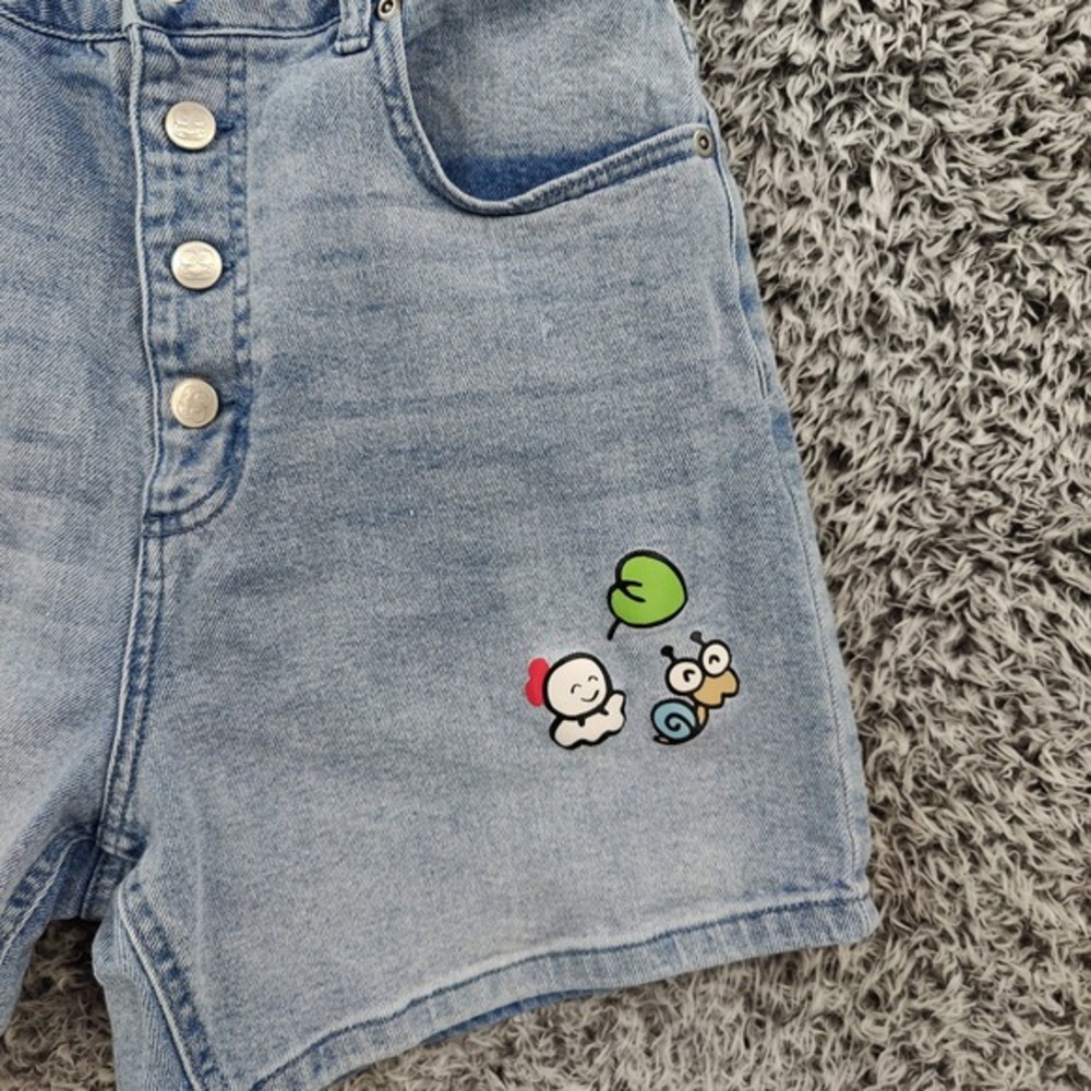 Sanrio Keroppi Women Kawaii Hello Kitty Cute Denim Shorts 9 Button Fly High Rise - Picture 10 of 15